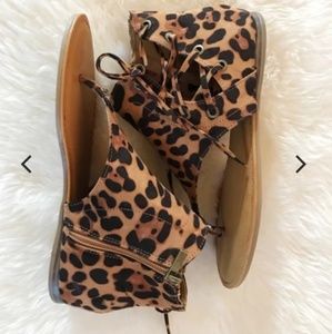 Leopard Gladiator Sandals sz 6